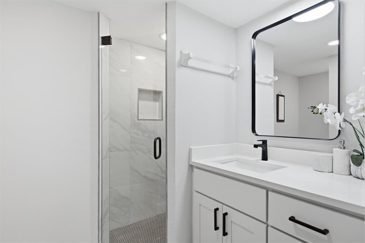 1241 MARTIN LUTHER KING JR AVENUE — photo 17 of 32