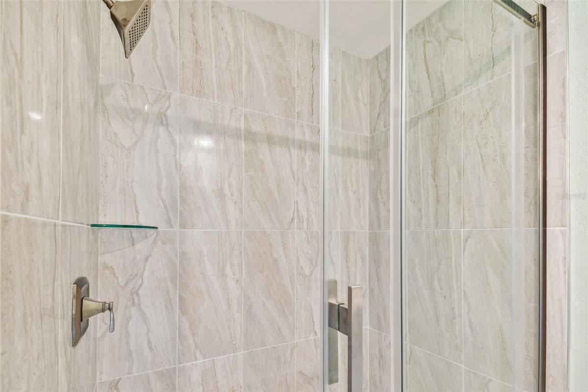 1010 RIFLECREST AVENUE — photo 27 of 40