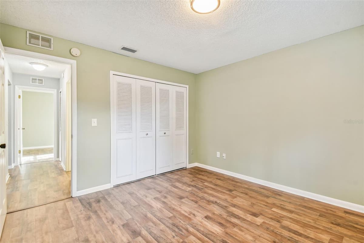 1010 RIFLECREST AVENUE — photo 17 of 40