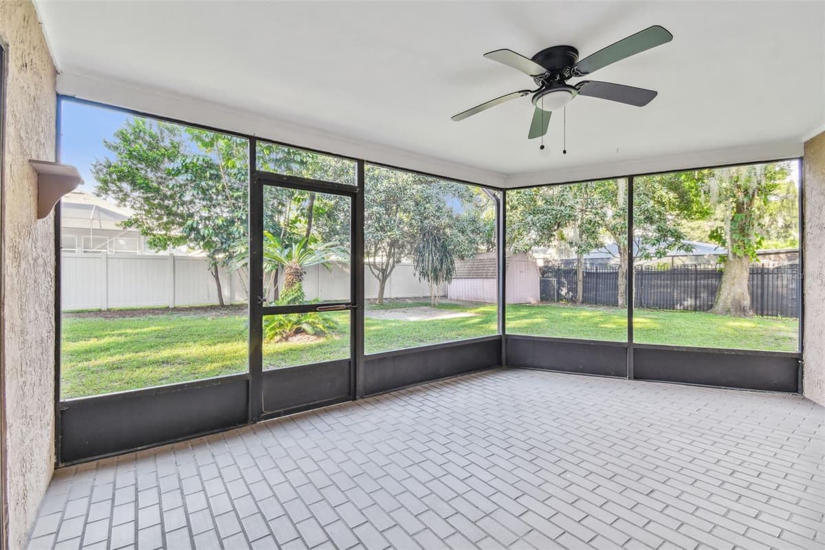 1010 RIFLECREST AVENUE — photo 31 of 40