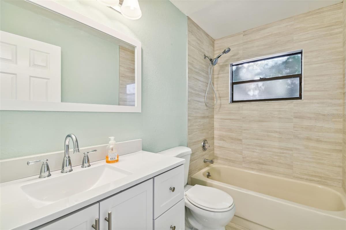 1010 RIFLECREST AVENUE — photo 13 of 40