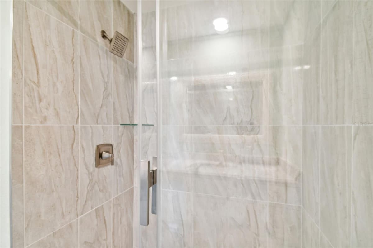1010 RIFLECREST AVENUE — photo 29 of 40