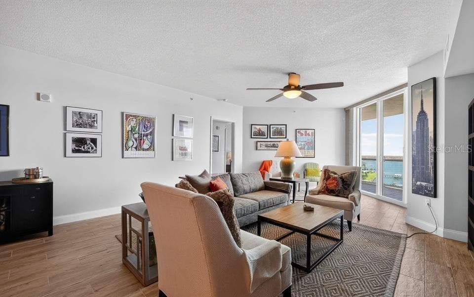 241 RIVERSIDE DRIVE — photo 16 of 52