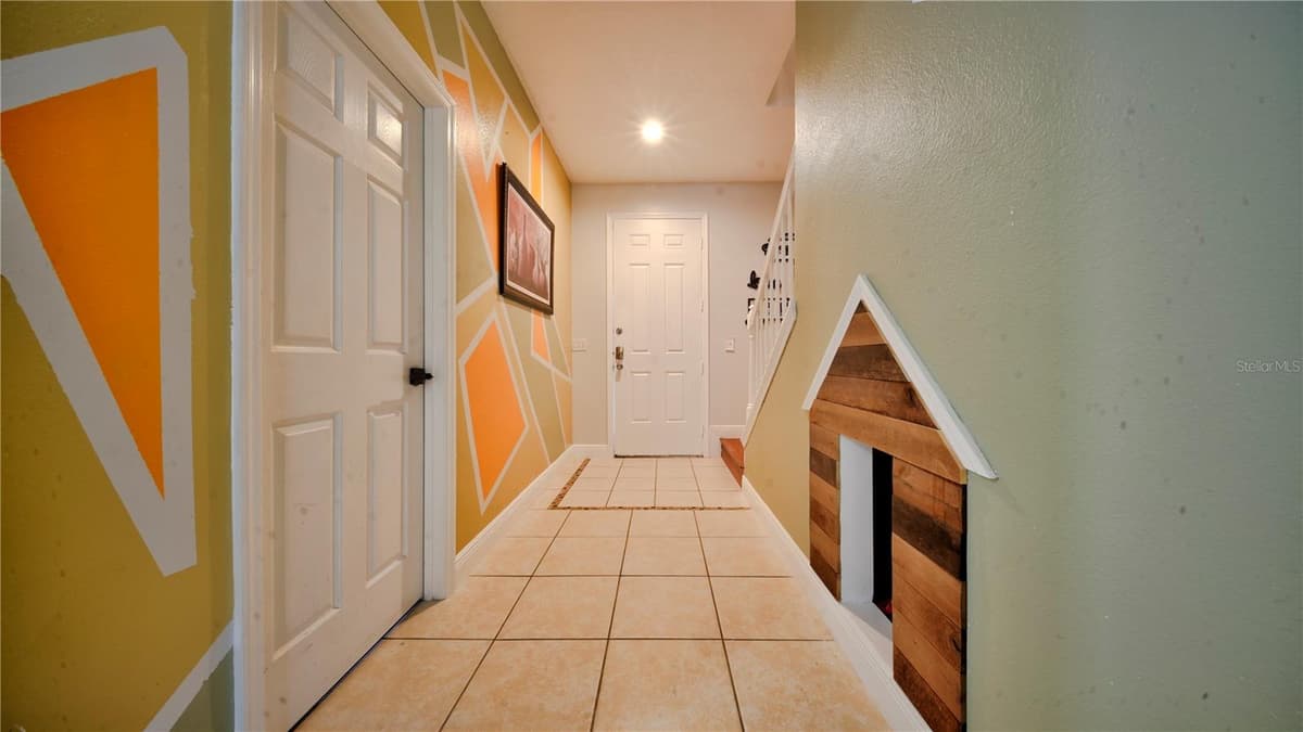 405 KETTERING ROAD — photo 9 of 40