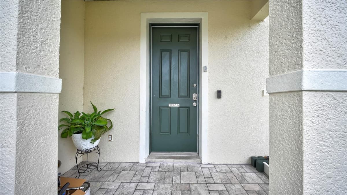 405 KETTERING ROAD — photo 3 of 40