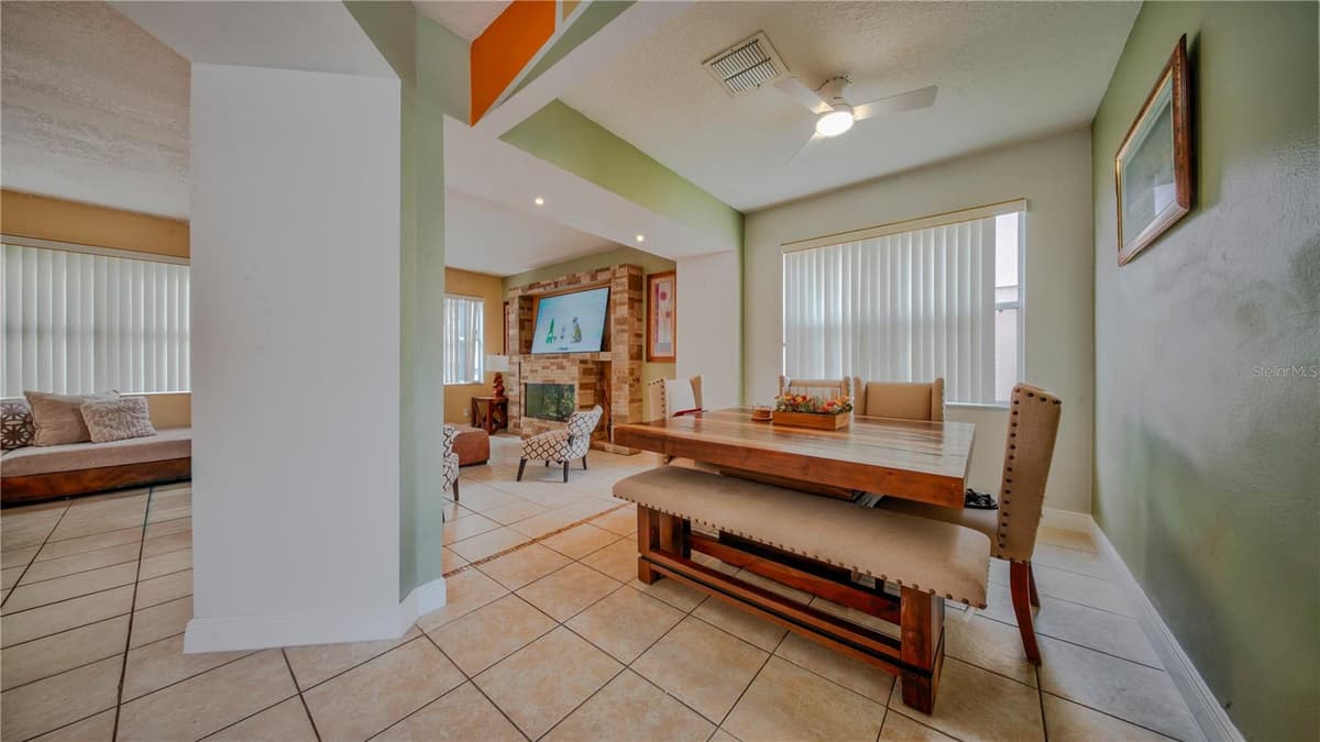 405 KETTERING ROAD — photo 11 of 40