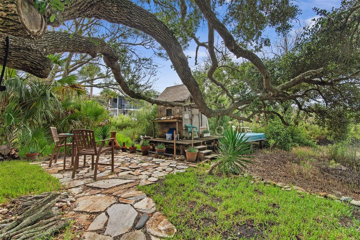 309 CYPRESS STREET — photo 47 of 80
