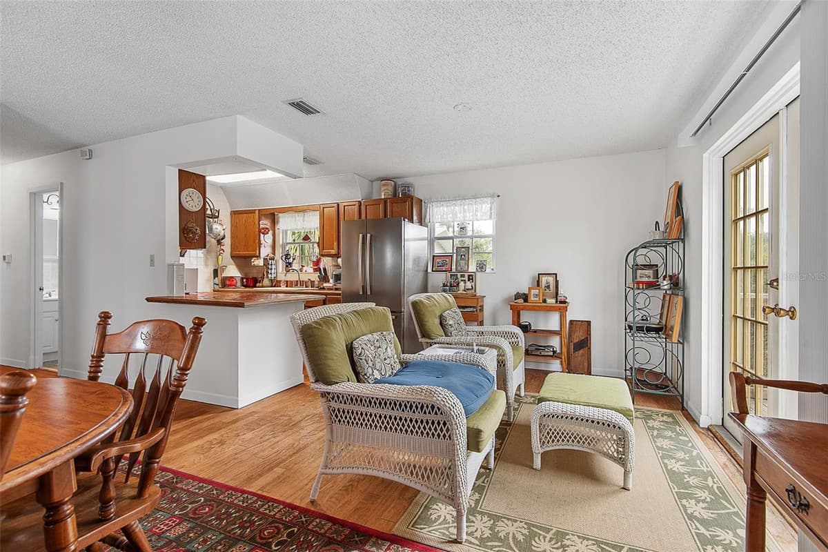 309 CYPRESS STREET — photo 12 of 80