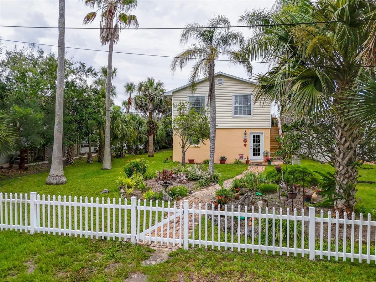 309 CYPRESS STREET — photo 79 of 80