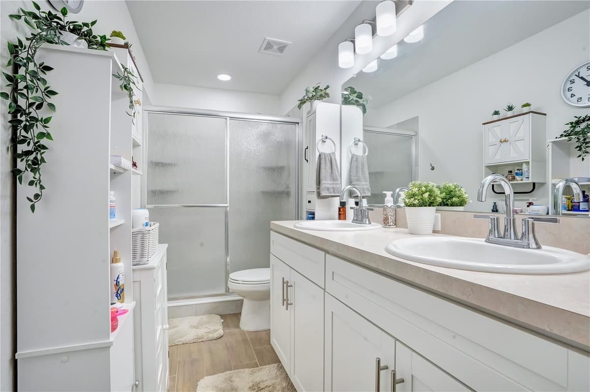 1153 BISHOP STREET — photo 16 of 27