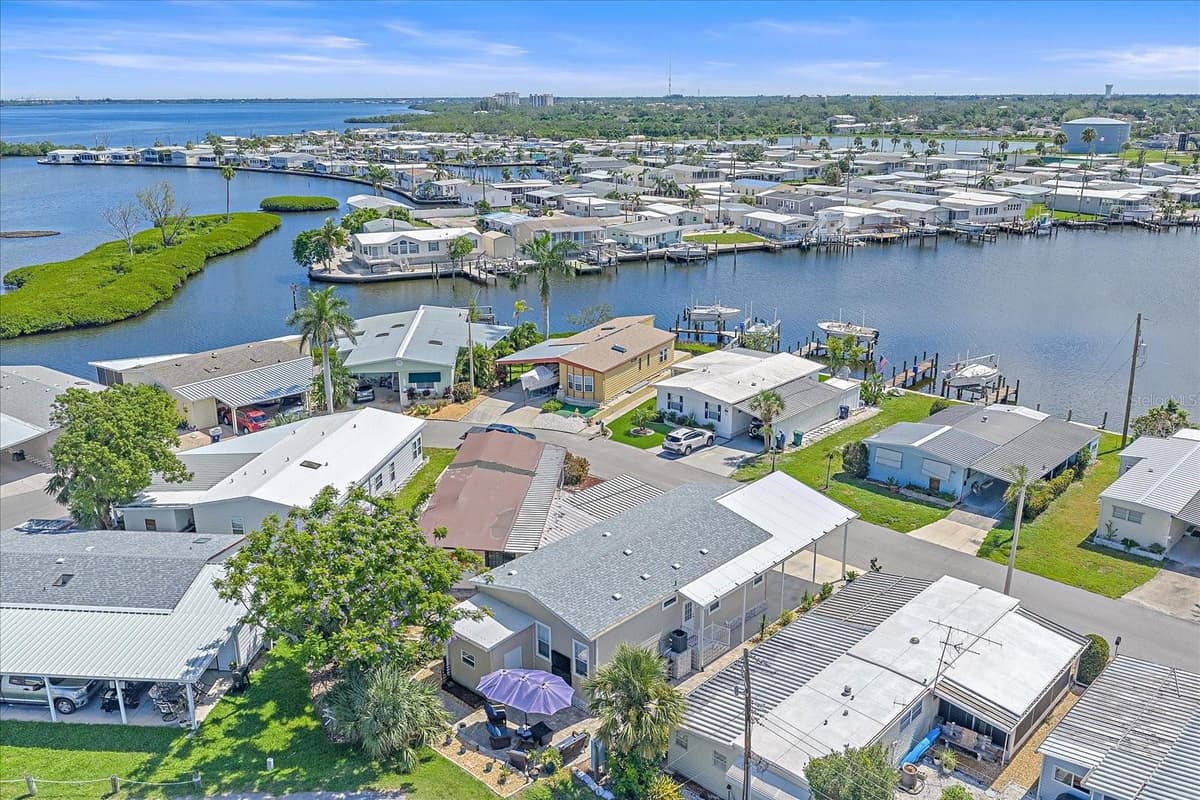 203 BIMINI DRIVE — photo 4 of 14