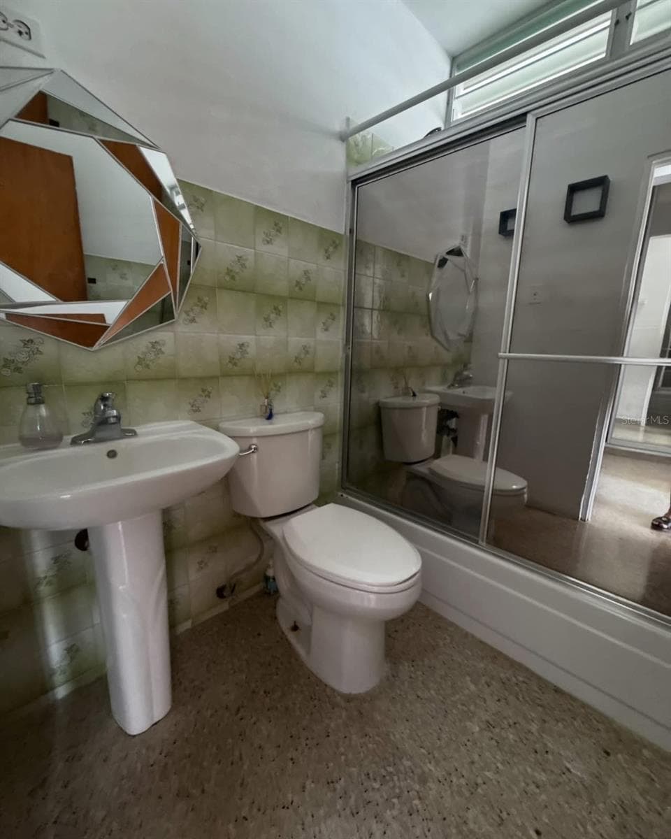 #802(J-3) MONTE FARALLON ST, COLINAS DE MONTELLANOS — photo 4 of 9