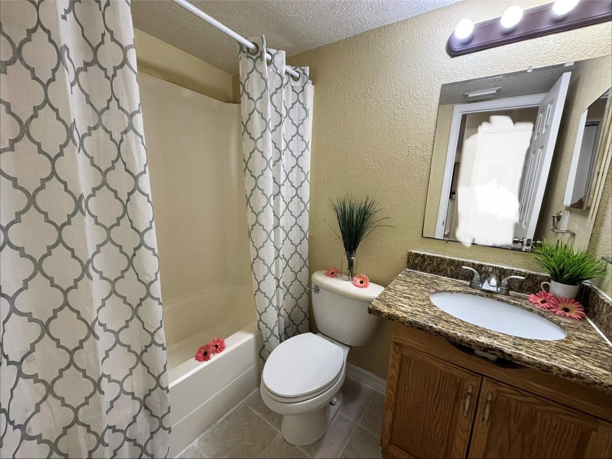 202 RED MAPLE PLACE — photo 26 of 36