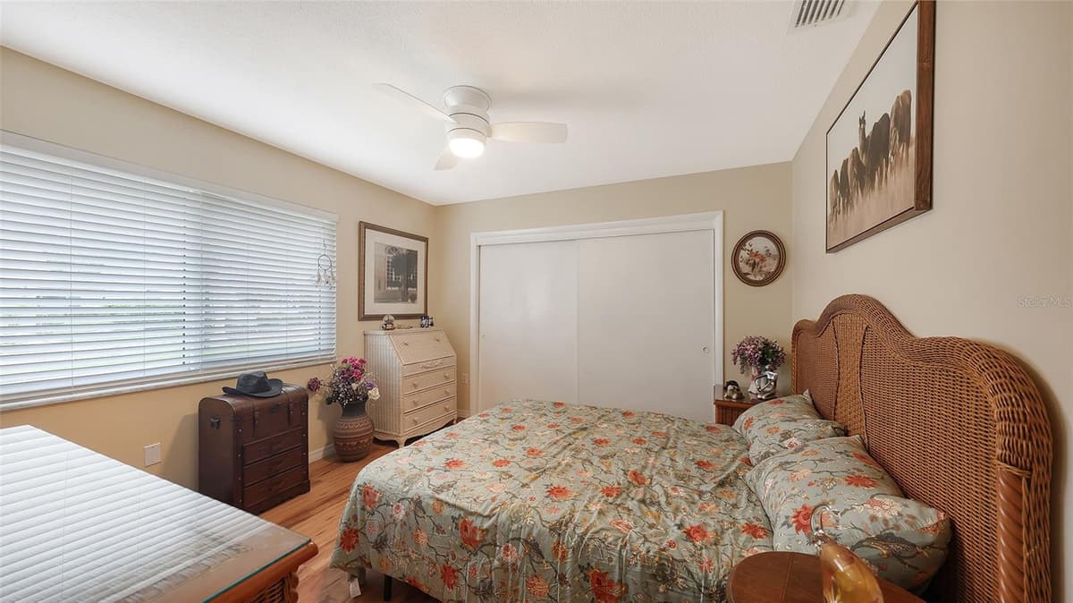 2623 RIVERBLUFF PARKWAY — photo 19 of 55