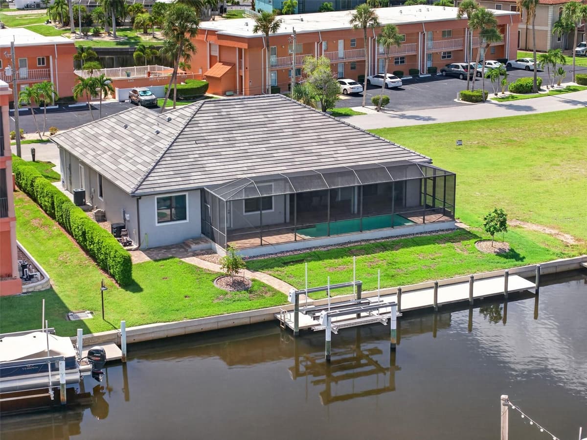1340 MEDITERRANEAN DRIVE — photo 46 of 55