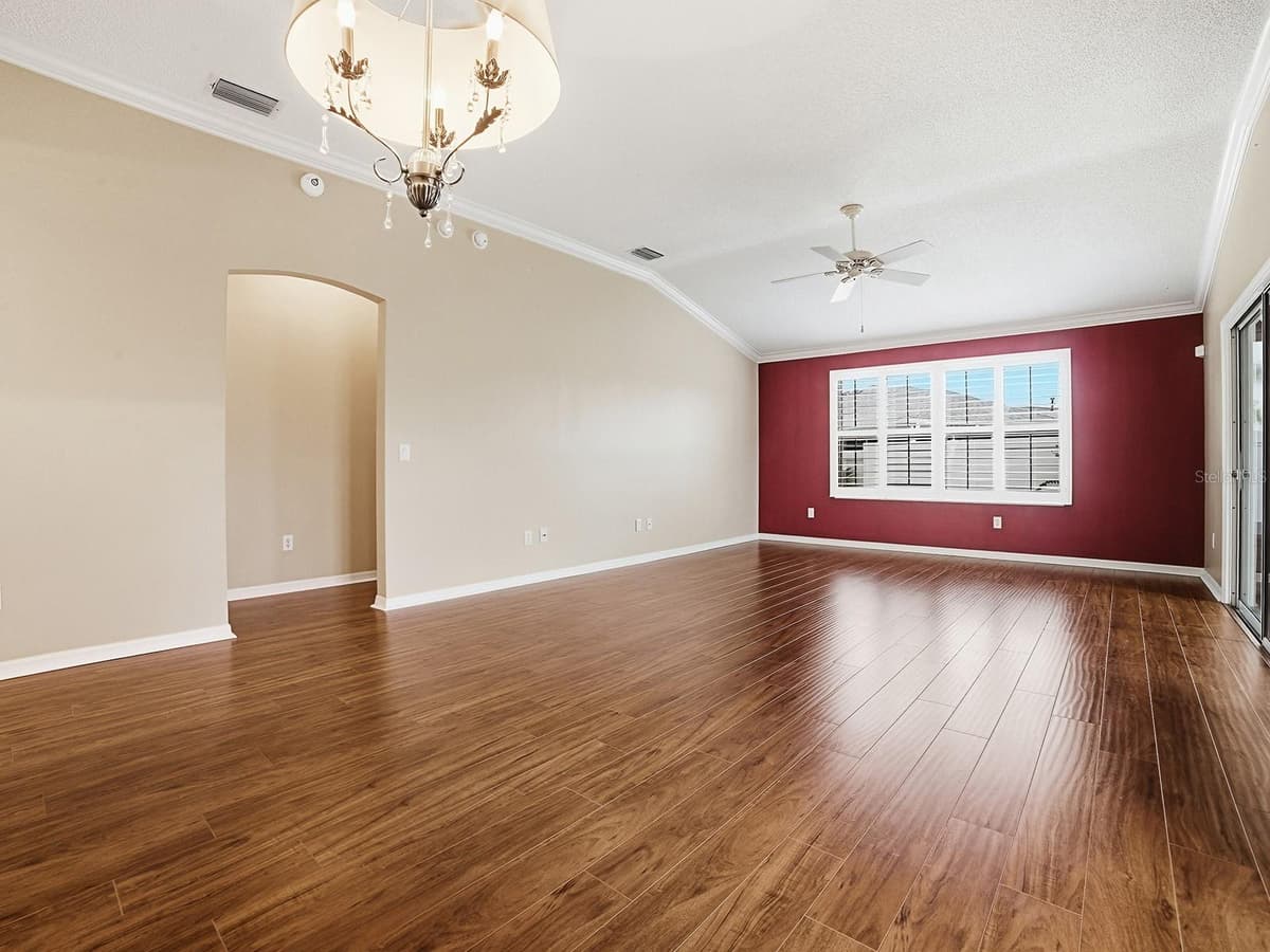 579 CHERAW PLACE — photo 4 of 45