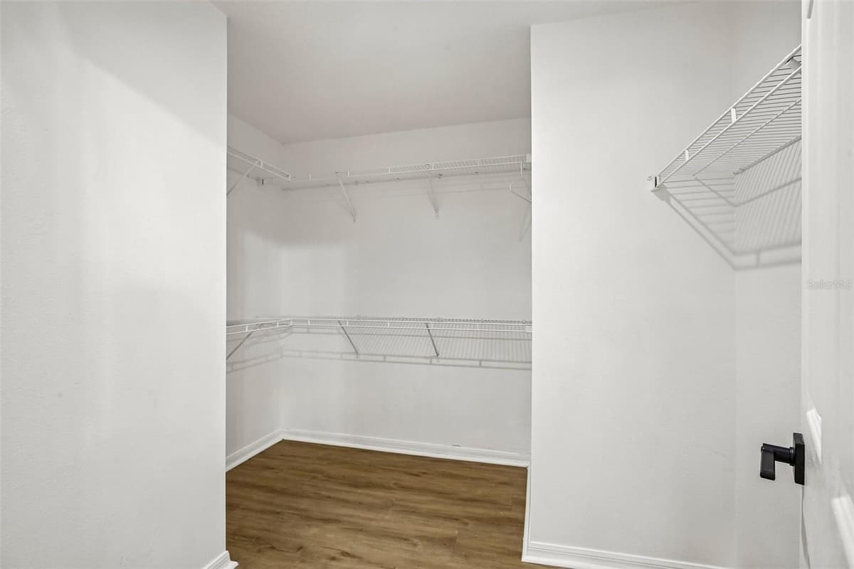 1539 VALENCIA STREET — photo 13 of 32