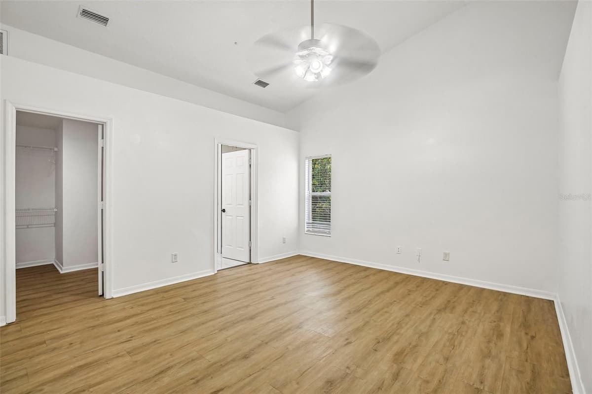 1539 VALENCIA STREET — photo 12 of 32