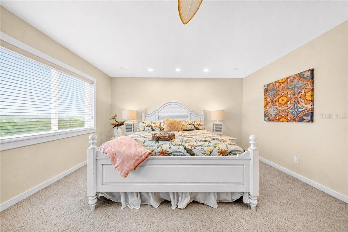 921 ATLANTIC AVENUE — photo 18 of 36
