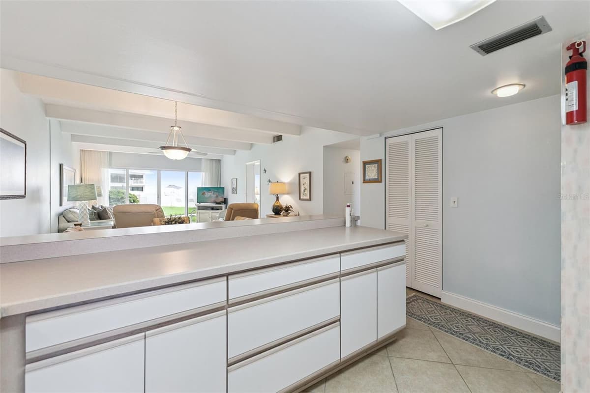 4821 SAXON DRIVE — photo 18 of 51