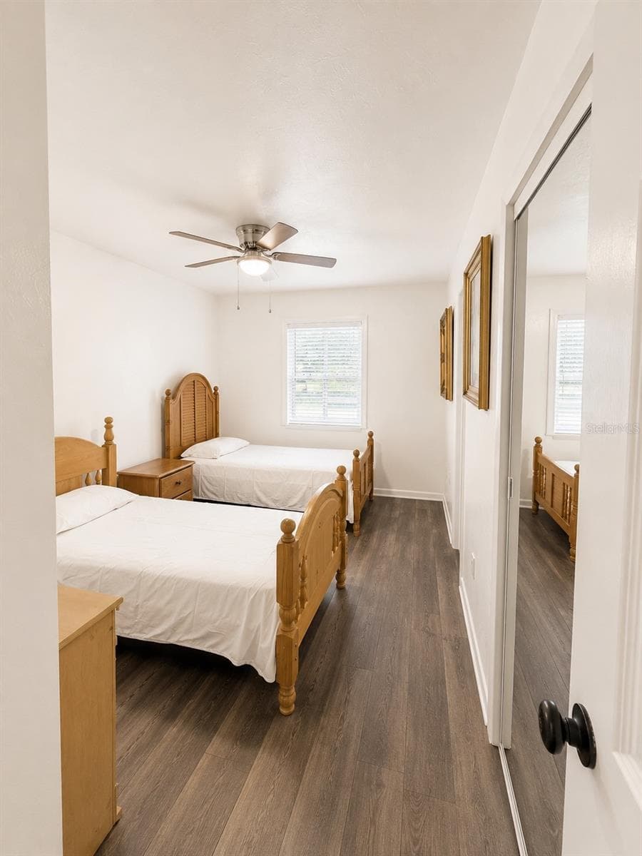 1221 SKATES STREET — photo 18 of 41
