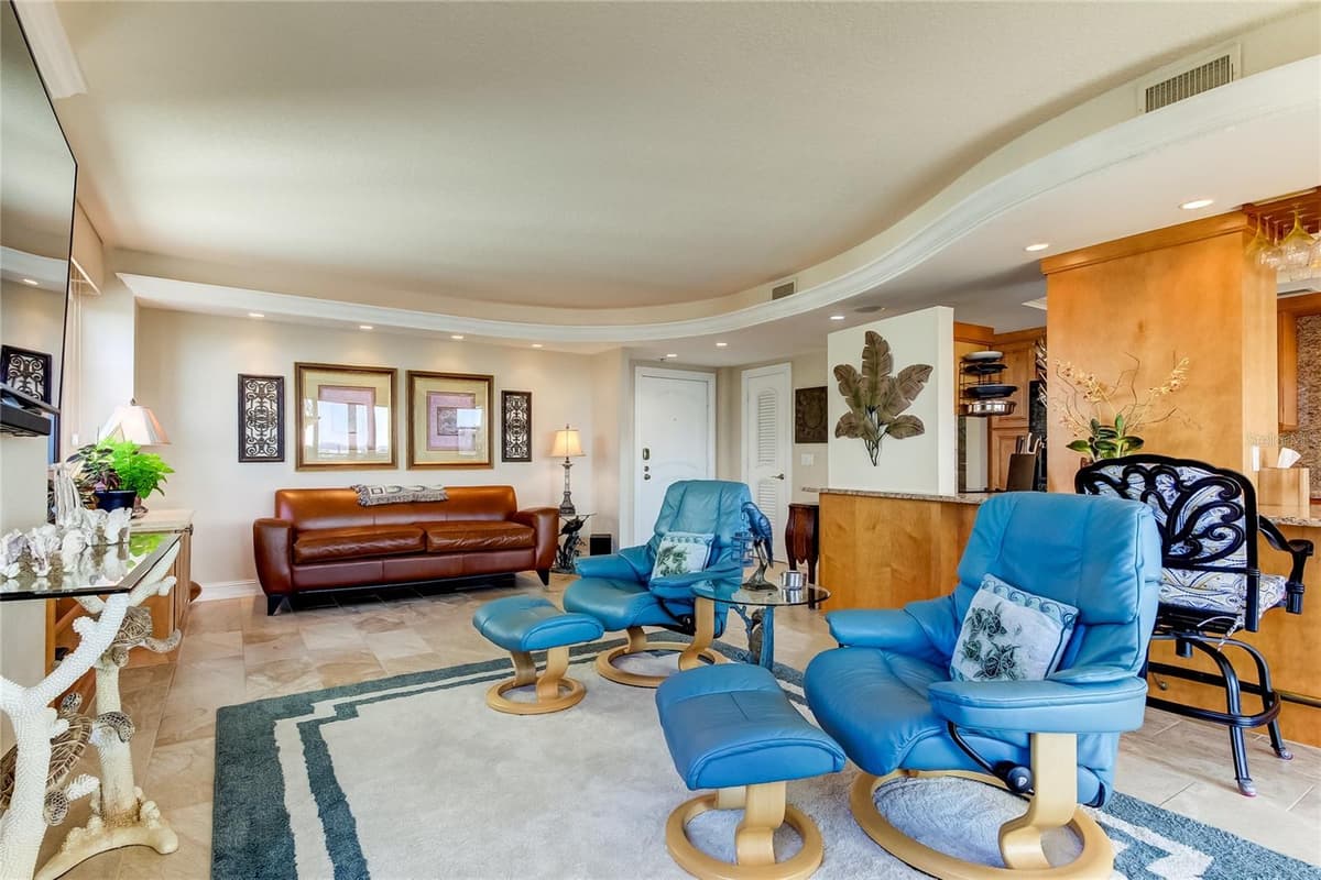 3820 GULF BOULEVARD — photo 5 of 71