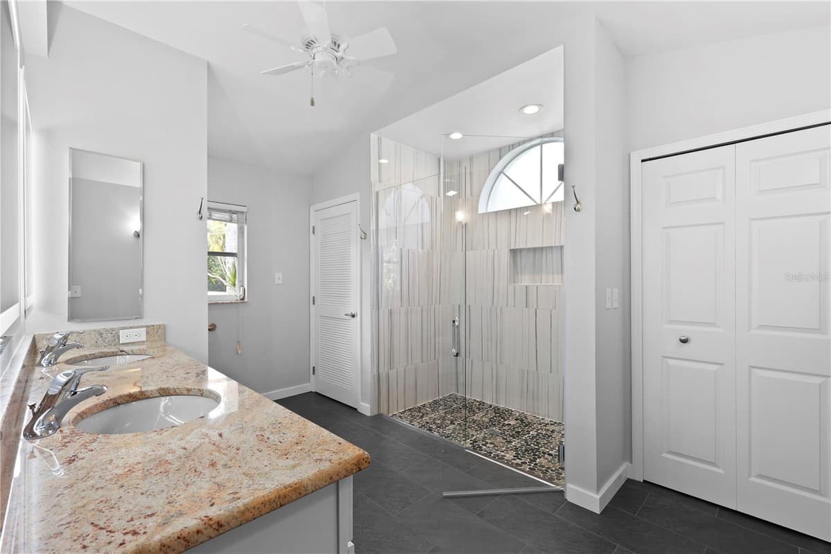 6857 IDLEWILD STREET — photo 32 of 68