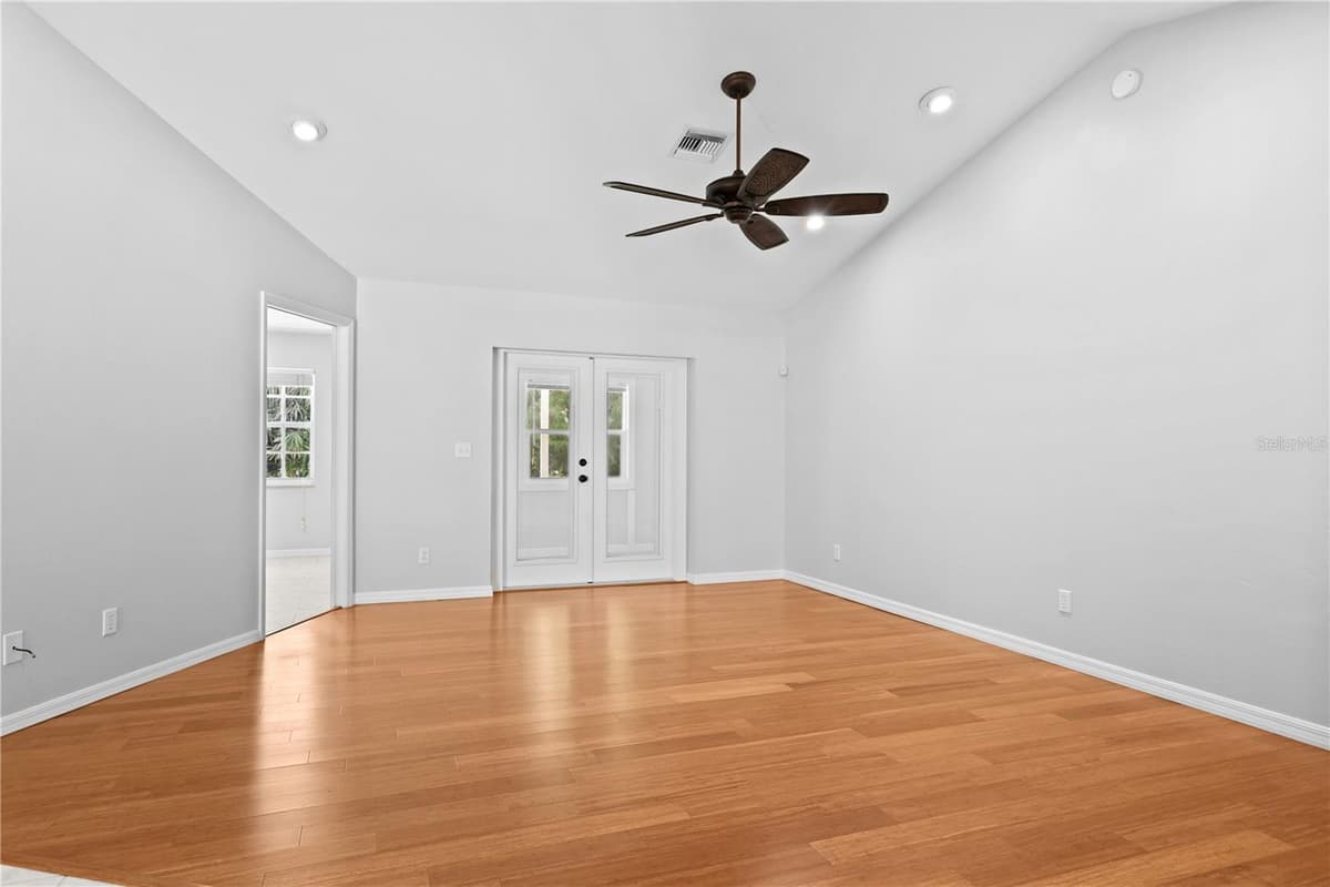 6857 IDLEWILD STREET — photo 22 of 68