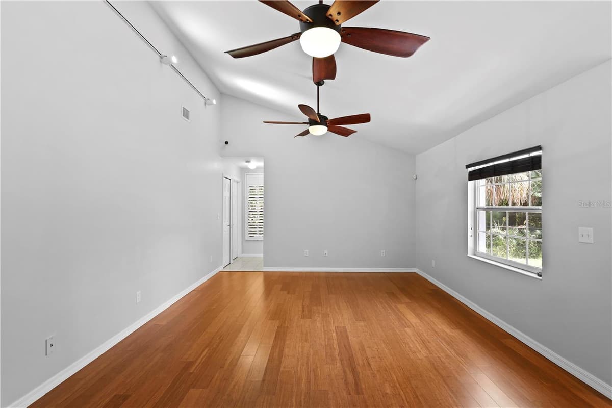 6857 IDLEWILD STREET — photo 14 of 68