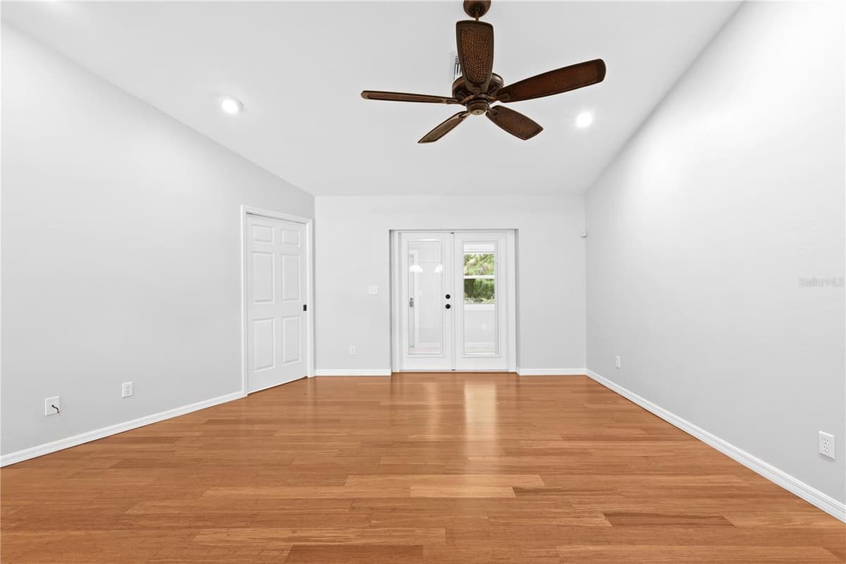 6857 IDLEWILD STREET — photo 19 of 68