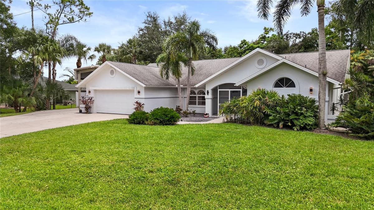 6857 IDLEWILD STREET — photo 3 of 68