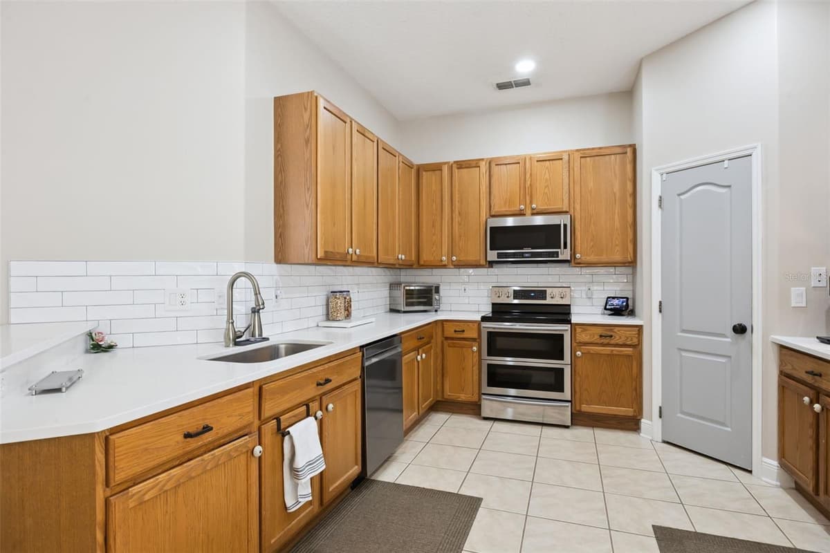 3121 JUNEBERRY TERRACE — photo 16 of 55
