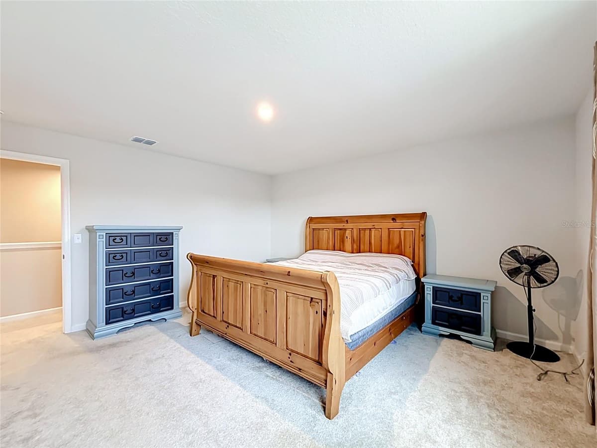 1586 TEXAS AVENUE — photo 33 of 52