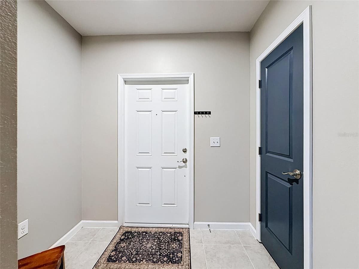 1586 TEXAS AVENUE — photo 4 of 52