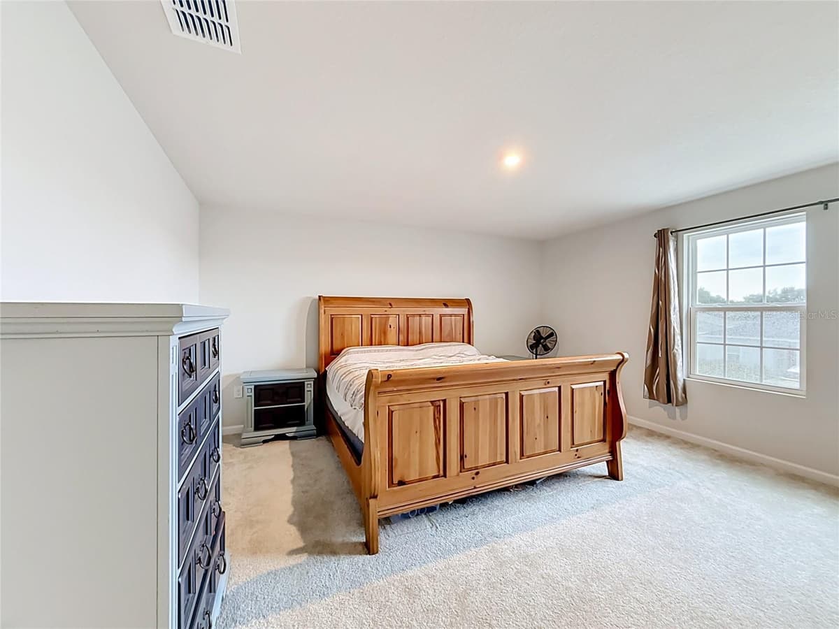 1586 TEXAS AVENUE — photo 32 of 52