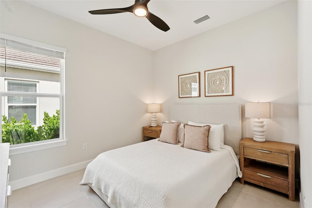 16415 ISOLA PLACE — photo 15 of 78