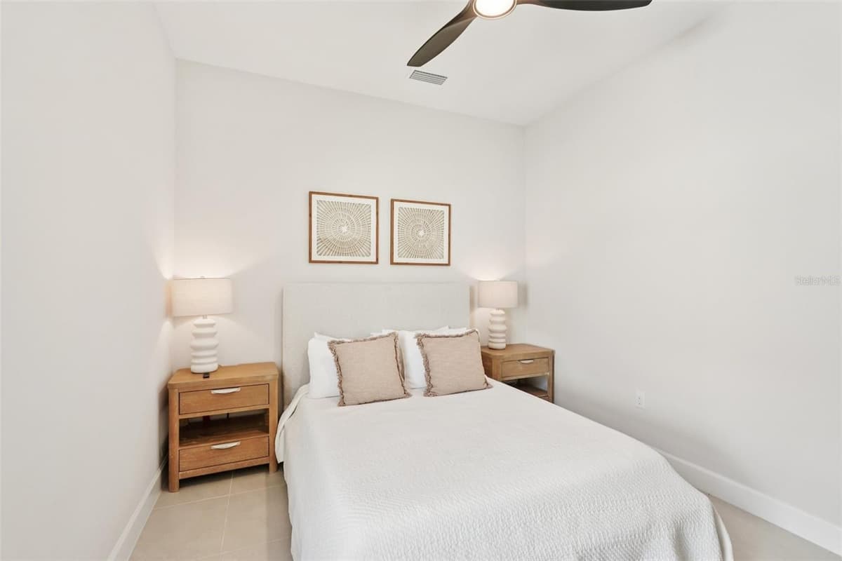 16415 ISOLA PLACE — photo 16 of 78
