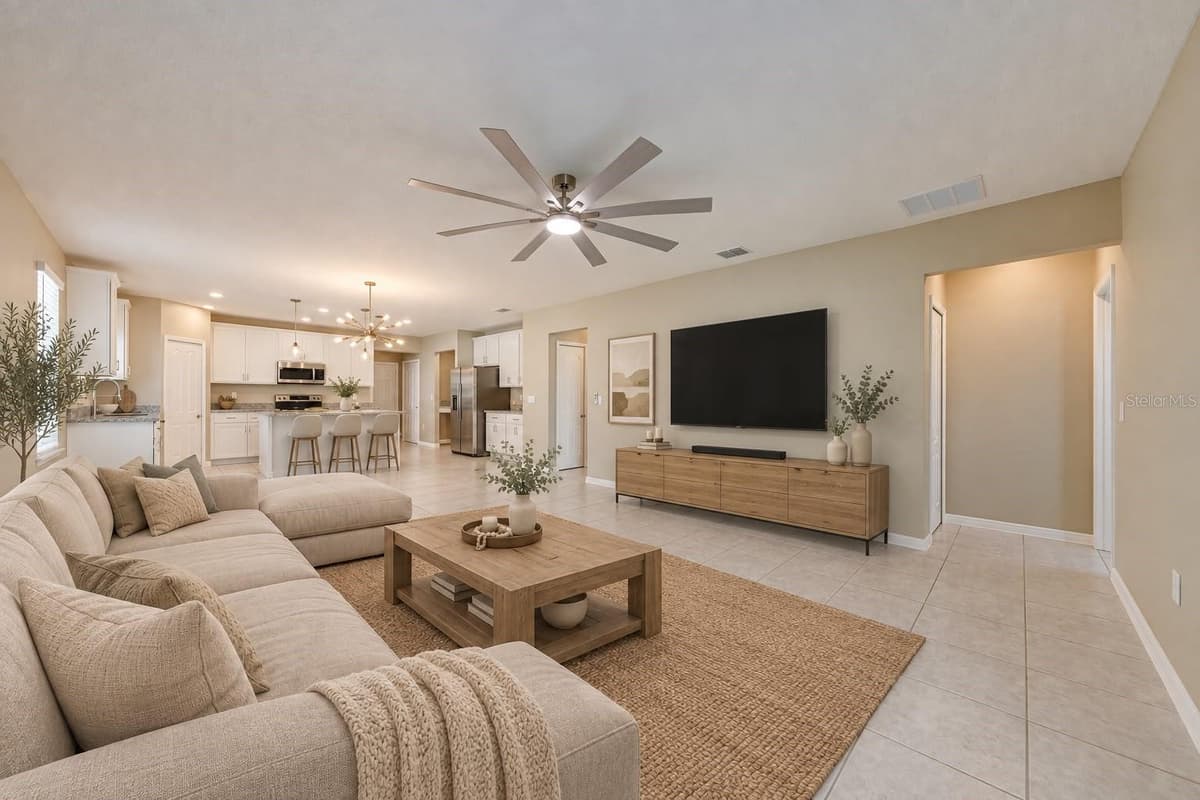 352 BRIARBROOK LANE — photo 4 of 43