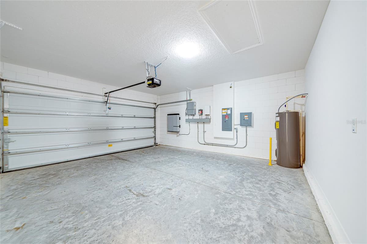 352 BRIARBROOK LANE — photo 31 of 43