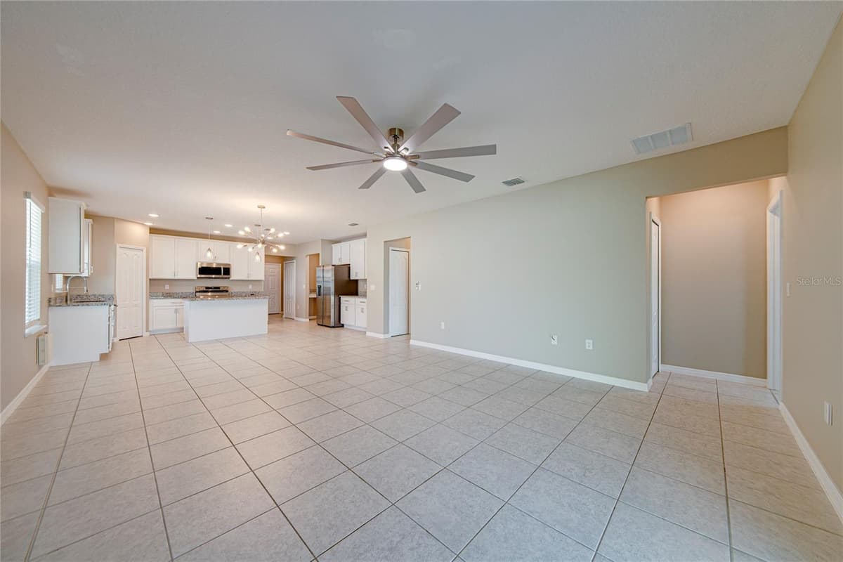 352 BRIARBROOK LANE — photo 17 of 43