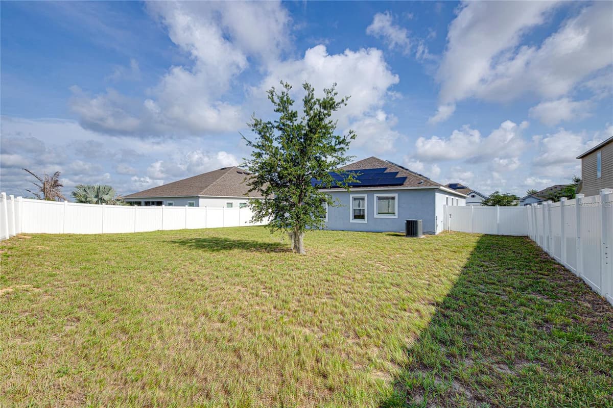 352 BRIARBROOK LANE — photo 35 of 43
