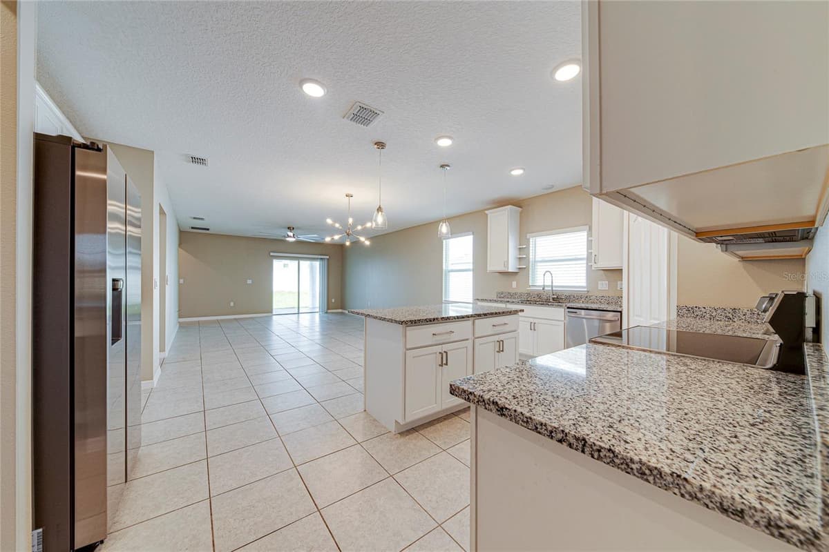352 BRIARBROOK LANE — photo 12 of 43