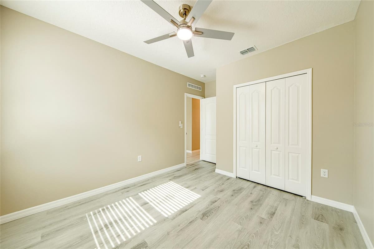 352 BRIARBROOK LANE — photo 27 of 43