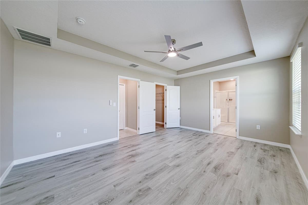 352 BRIARBROOK LANE — photo 19 of 43