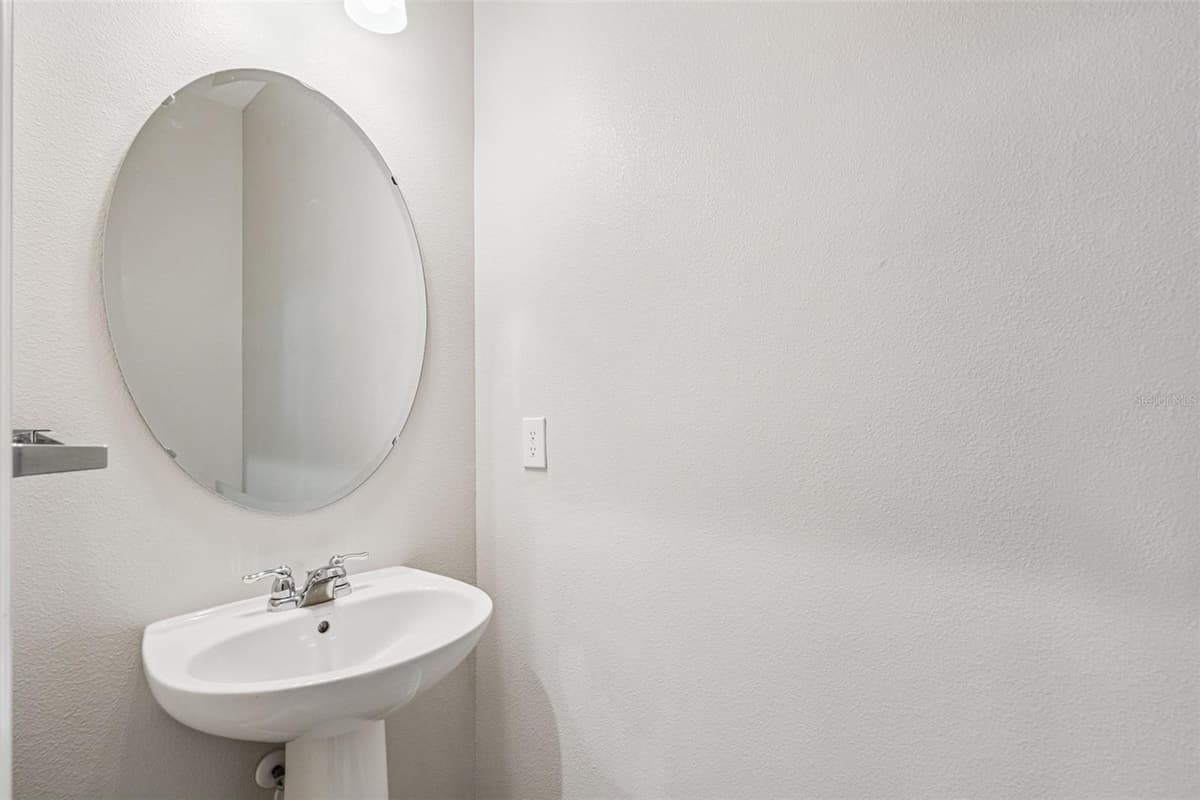 9457 RANDAL PARK BOULEVARD — photo 37 of 76
