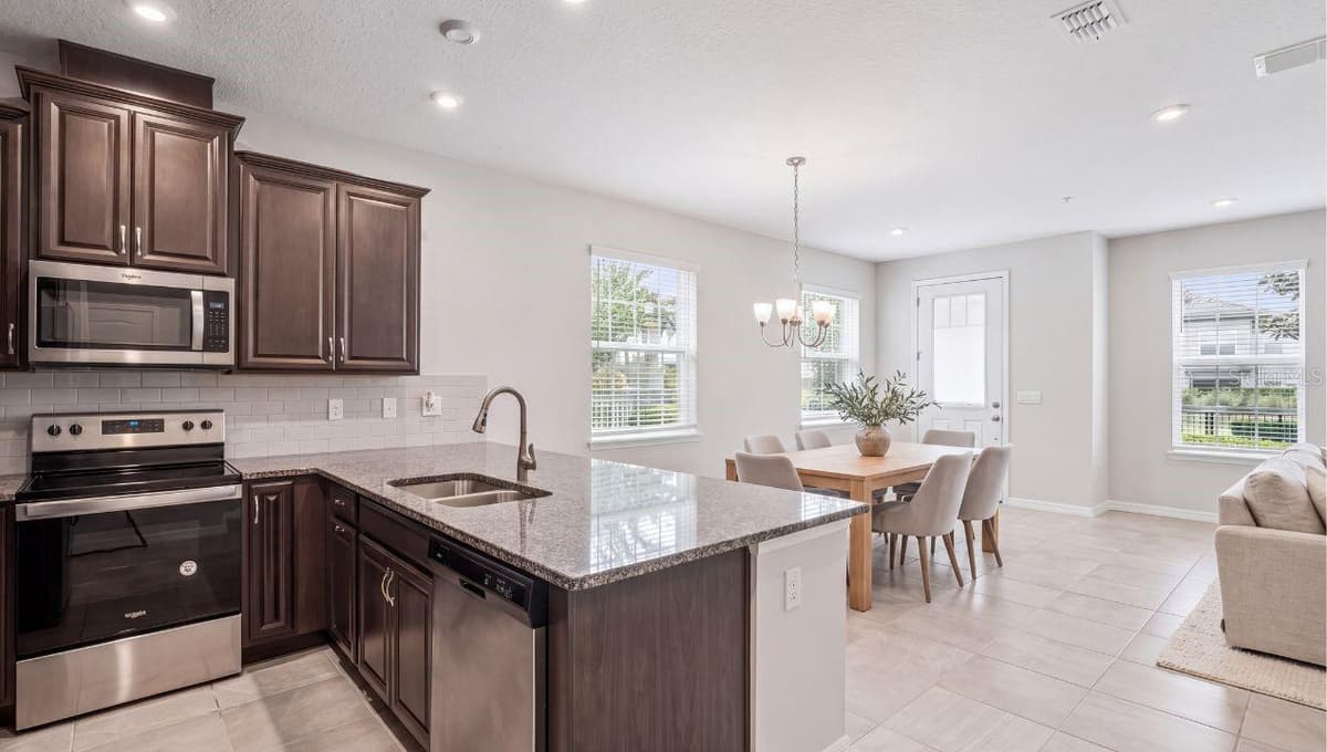 9457 RANDAL PARK BOULEVARD — photo 3 of 76