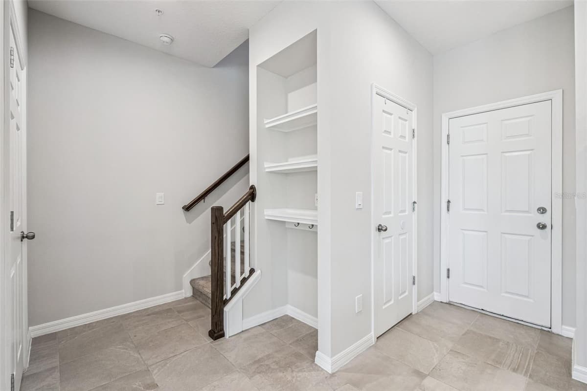 9457 RANDAL PARK BOULEVARD — photo 21 of 76