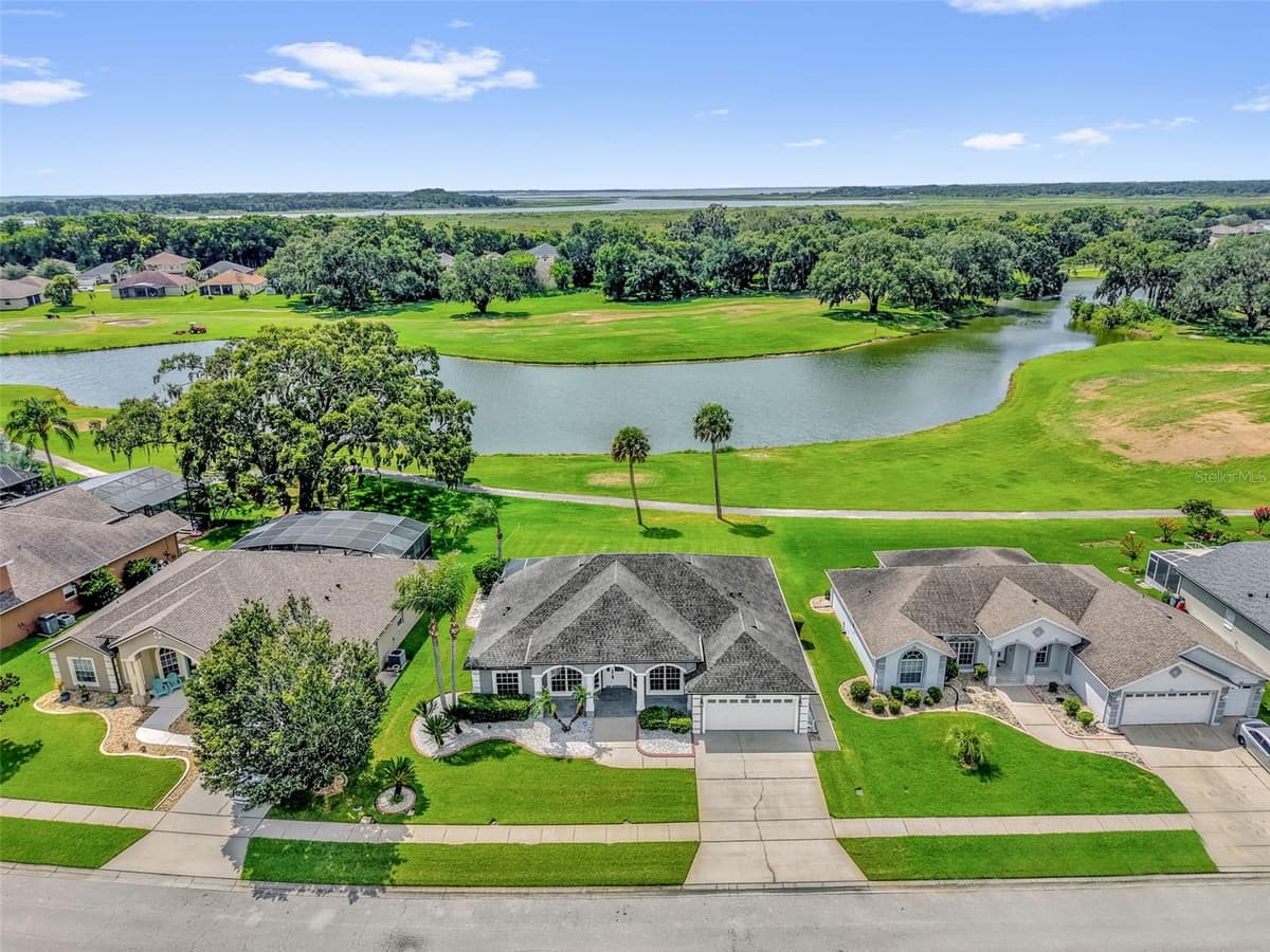 1934 FAIRWAY LOOP — photo 36 of 40