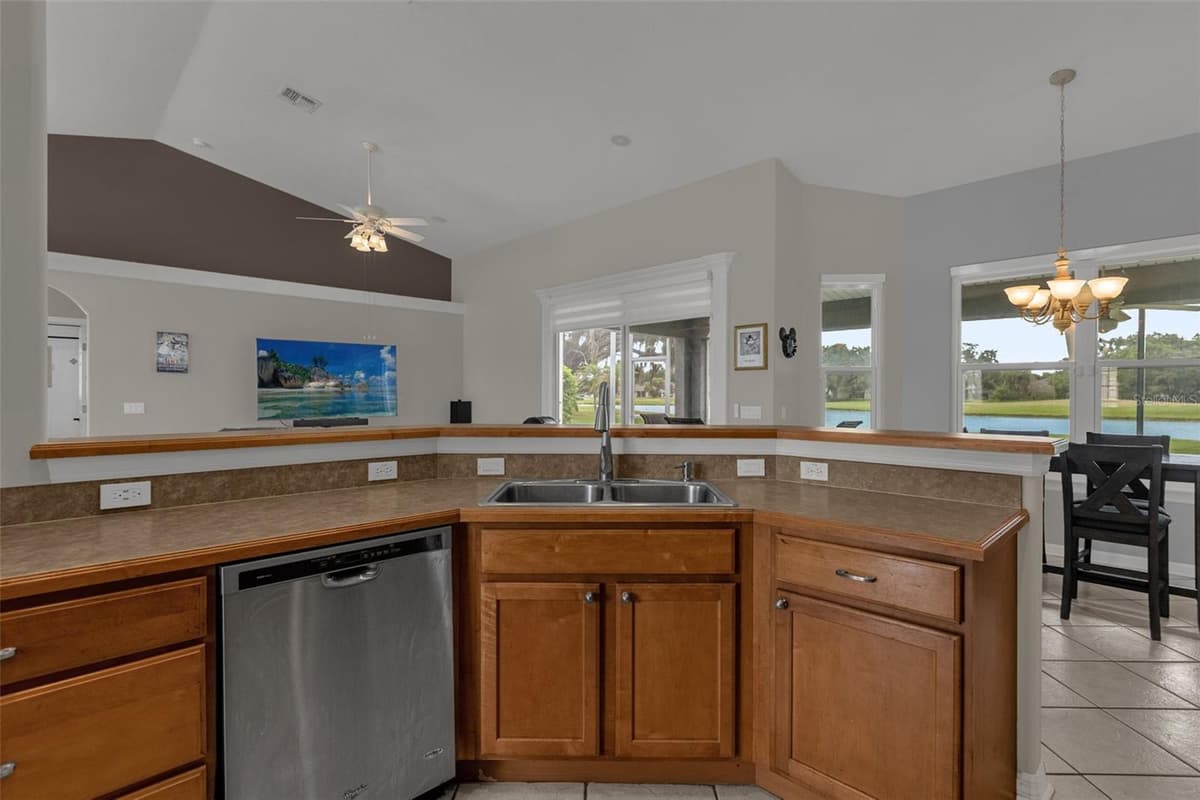 1934 FAIRWAY LOOP — photo 17 of 40