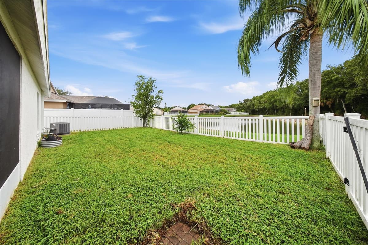 6618 SUMMER COVE DRIVE — photo 32 of 36